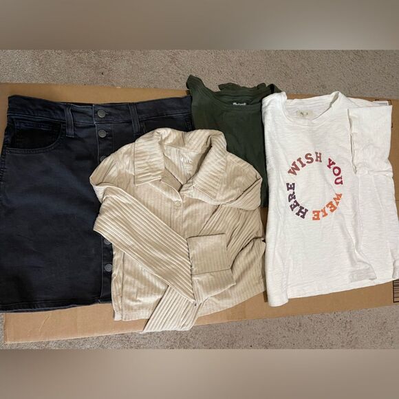 Beginner Resellers Mystery Box Women’s Winter Madewell Clothing - Picture 2 of 12